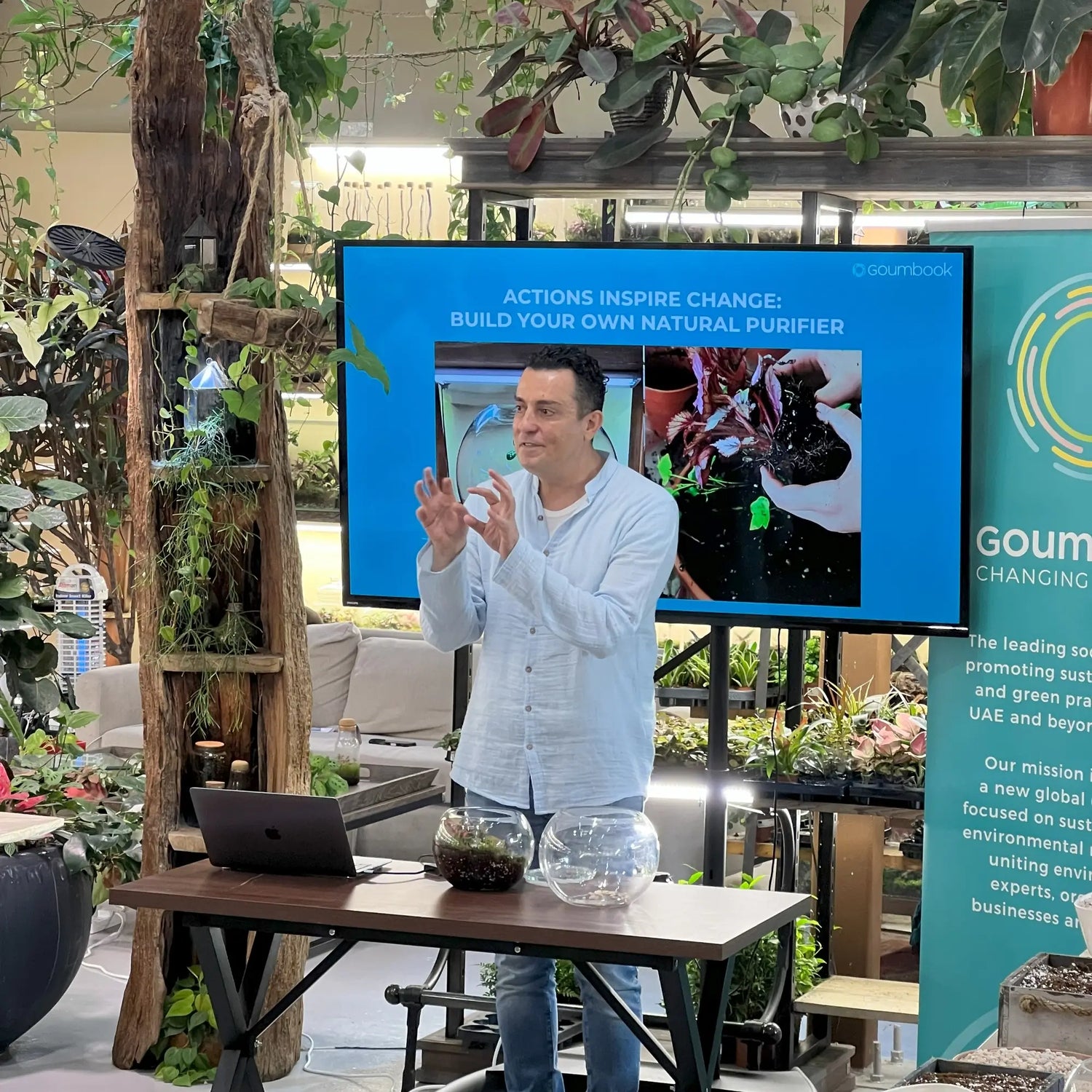 Closed Terrarium Training Workshop Session Wooden Art Dubai