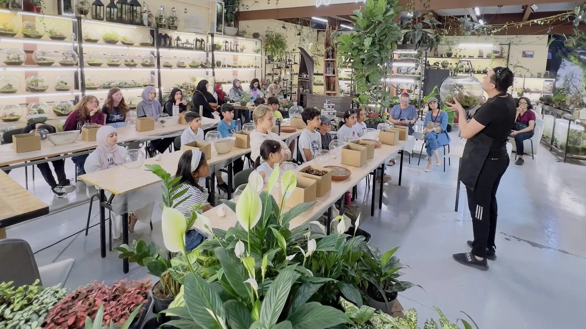 Wooden Art Dubai Event Terrarium Workshop